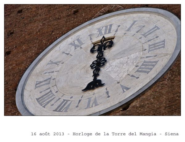 Sienne, l'horloge à une aiguille de la Torre del Mangia